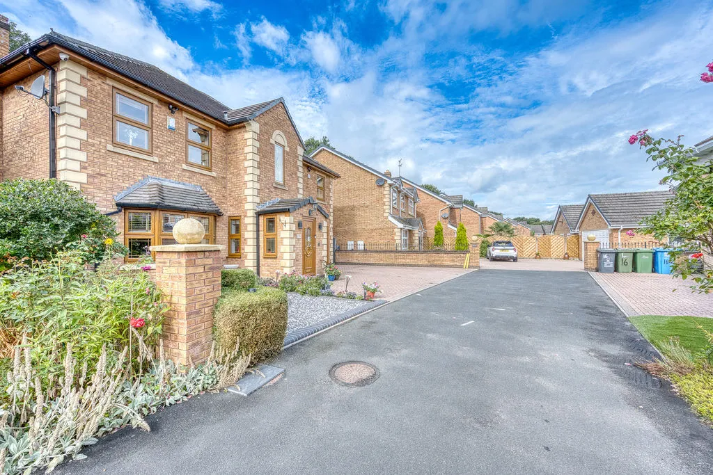 Bramwell Drive, Cheslyn Hay, WS6, photo 30