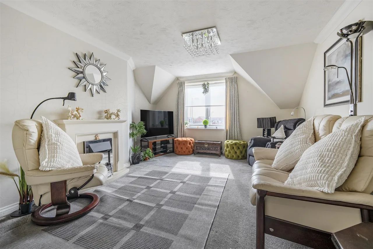 London Road, Waterlooville, PO7, photo 4