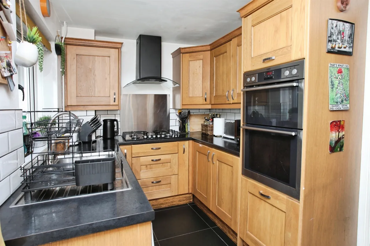 Heol Y Pia CAERPHILLY, CF83, photo 4