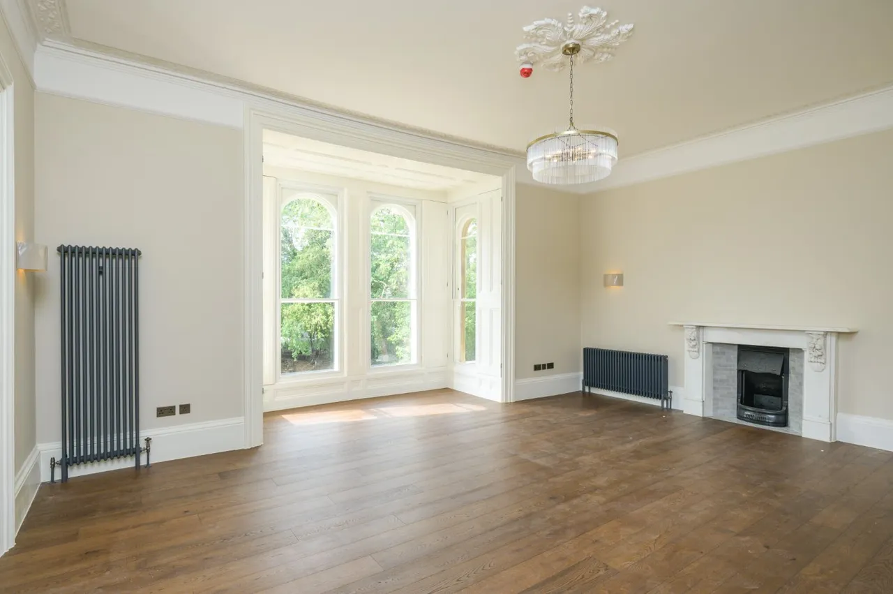 3 bed flat for sale — Oakfield, Bath, Somerset, BA1