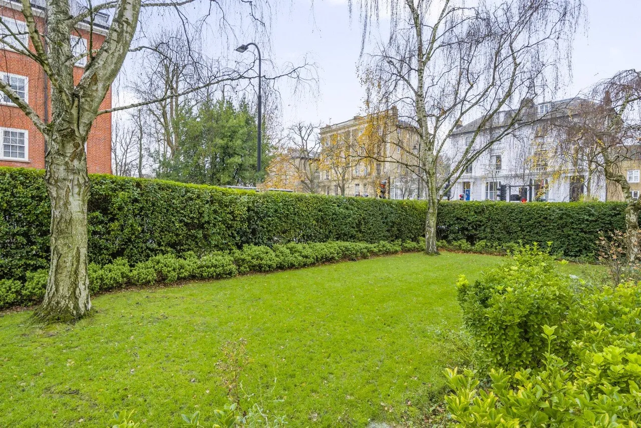 Haverstock Hill, Belsize Park, London, NW3, photo 8