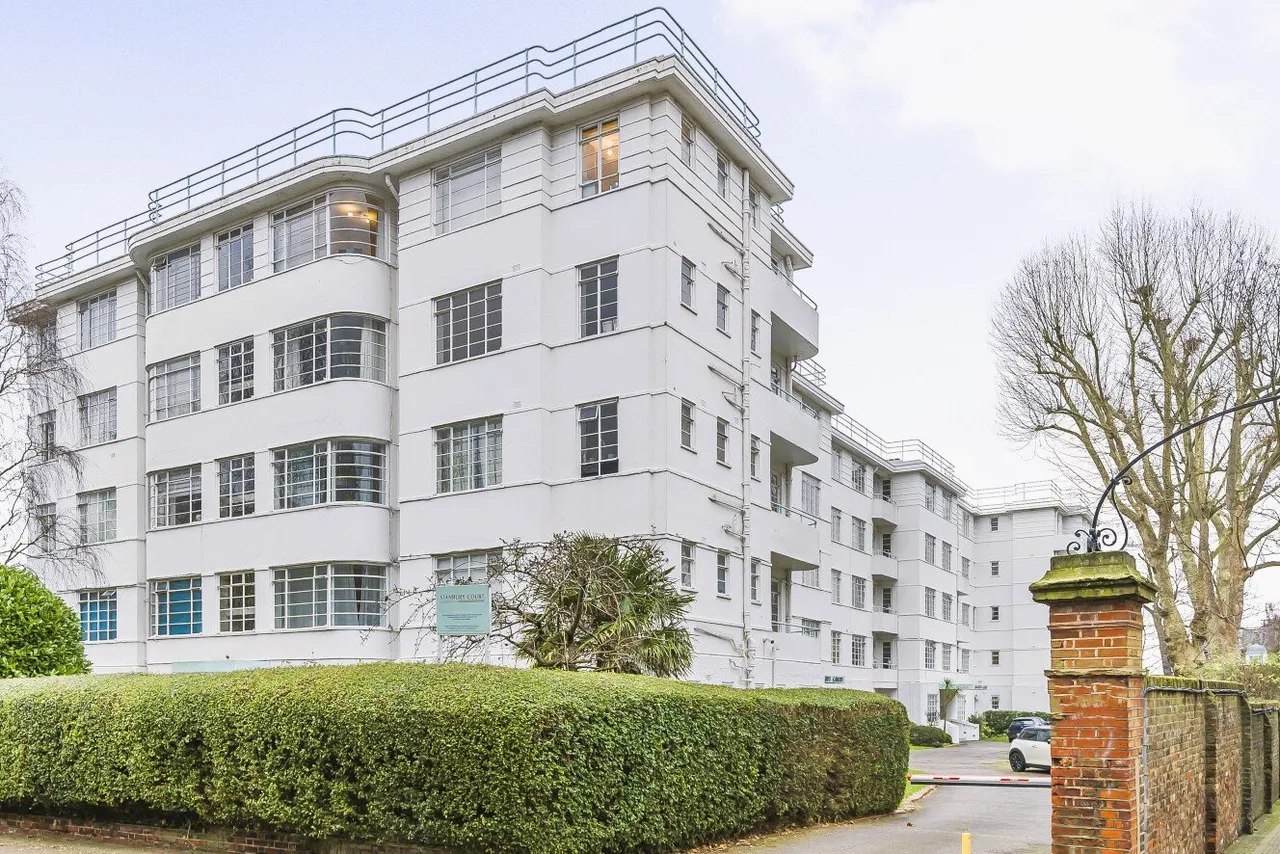 Haverstock Hill, Belsize Park, London, NW3, photo 9
