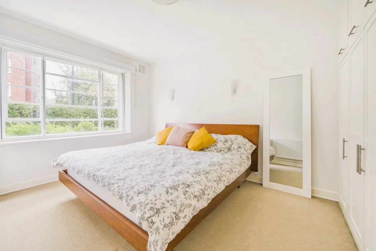 Haverstock Hill, Belsize Park, London, NW3, photo 10