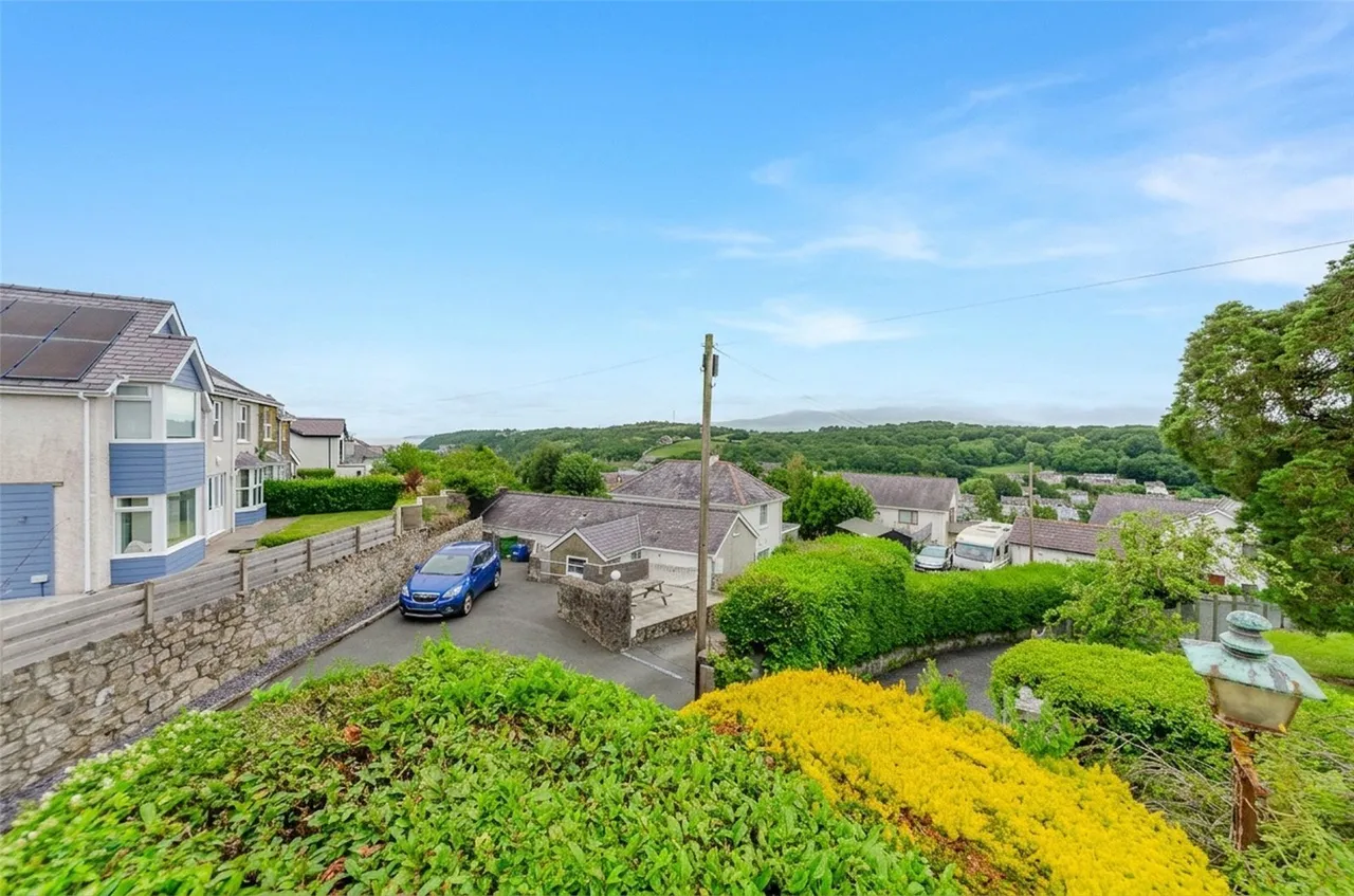 Penrhos Road, Bangor, LL57, photo 2