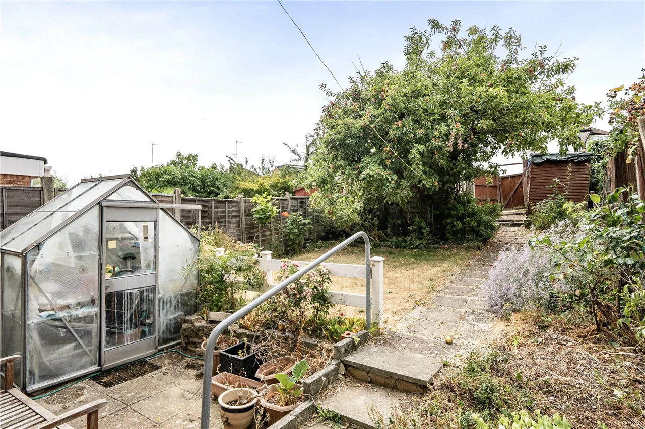 Avondale Avenue, East Barnet, EN4 8NB, photo 14
