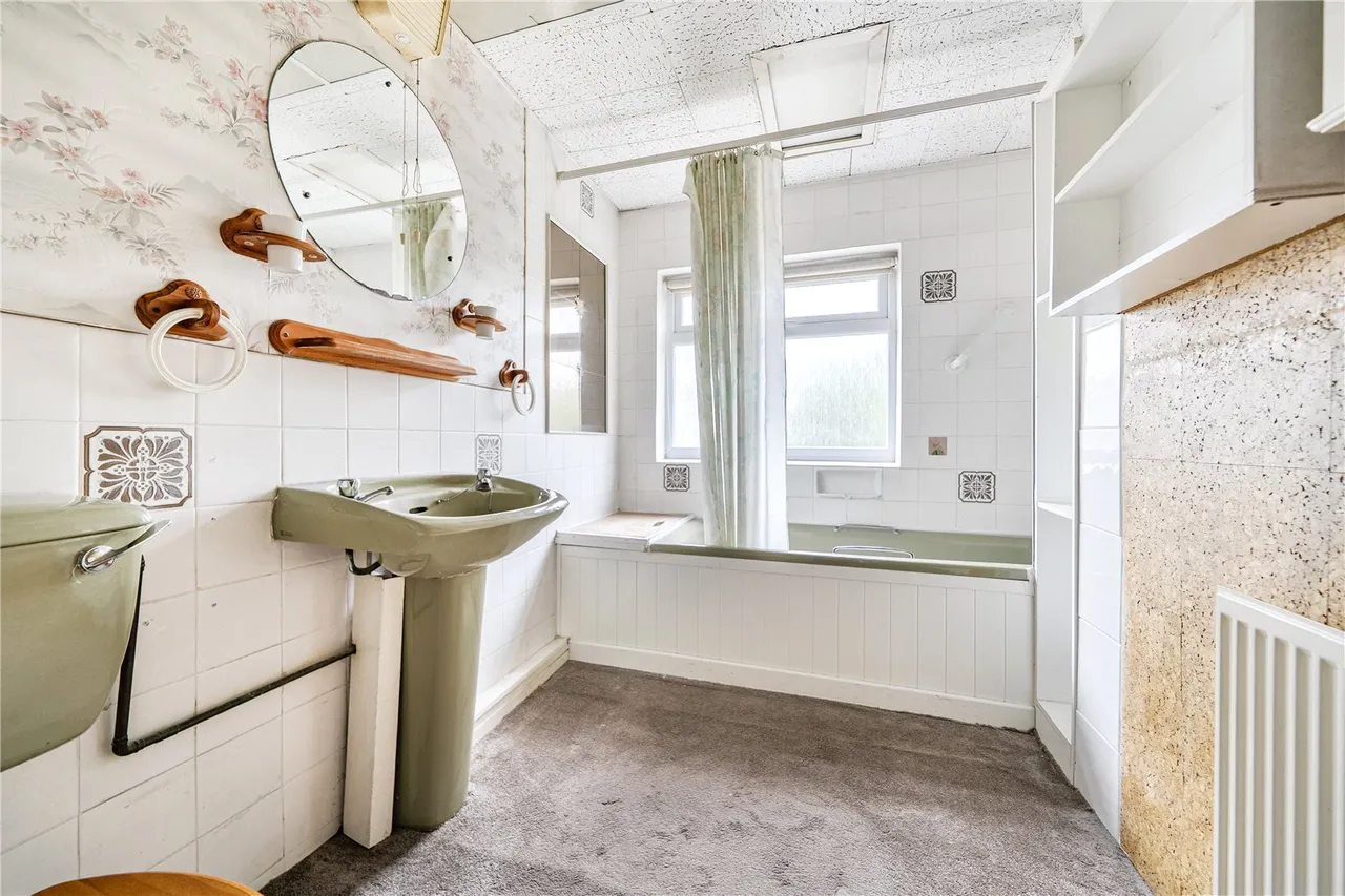 Avondale Avenue, East Barnet, EN4 8NB, photo 13