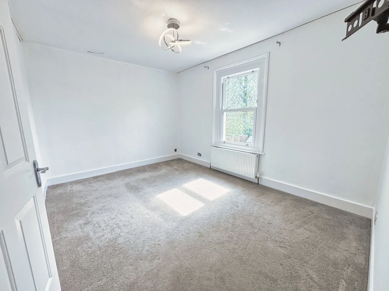 Fernhill Road, Horley, RH6, photo 9