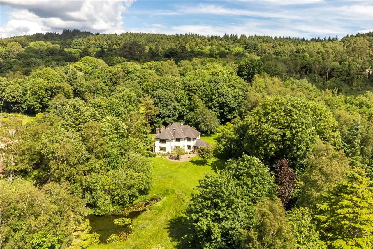 4 bed house for sale — Woodhead, Quarry Road, Kippford, Dalbeattie, DG5 4PB