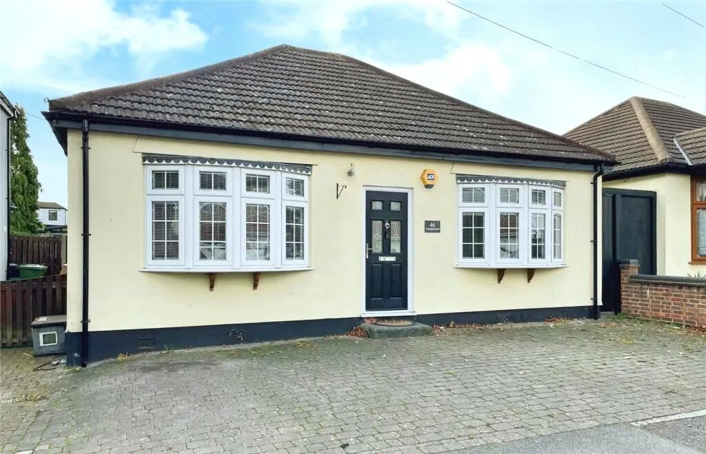 4 bed house for sale — Cranham Road, Hornchurch, Essex, RM11