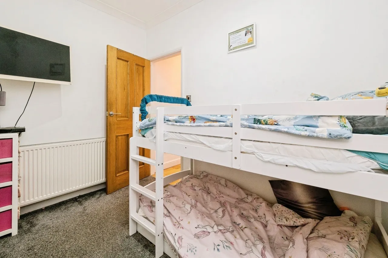 Cranham Road, Hornchurch, Essex, RM11, photo 35