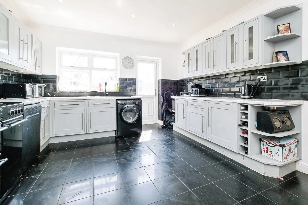 Cranham Road, Hornchurch, Essex, RM11, photo 28