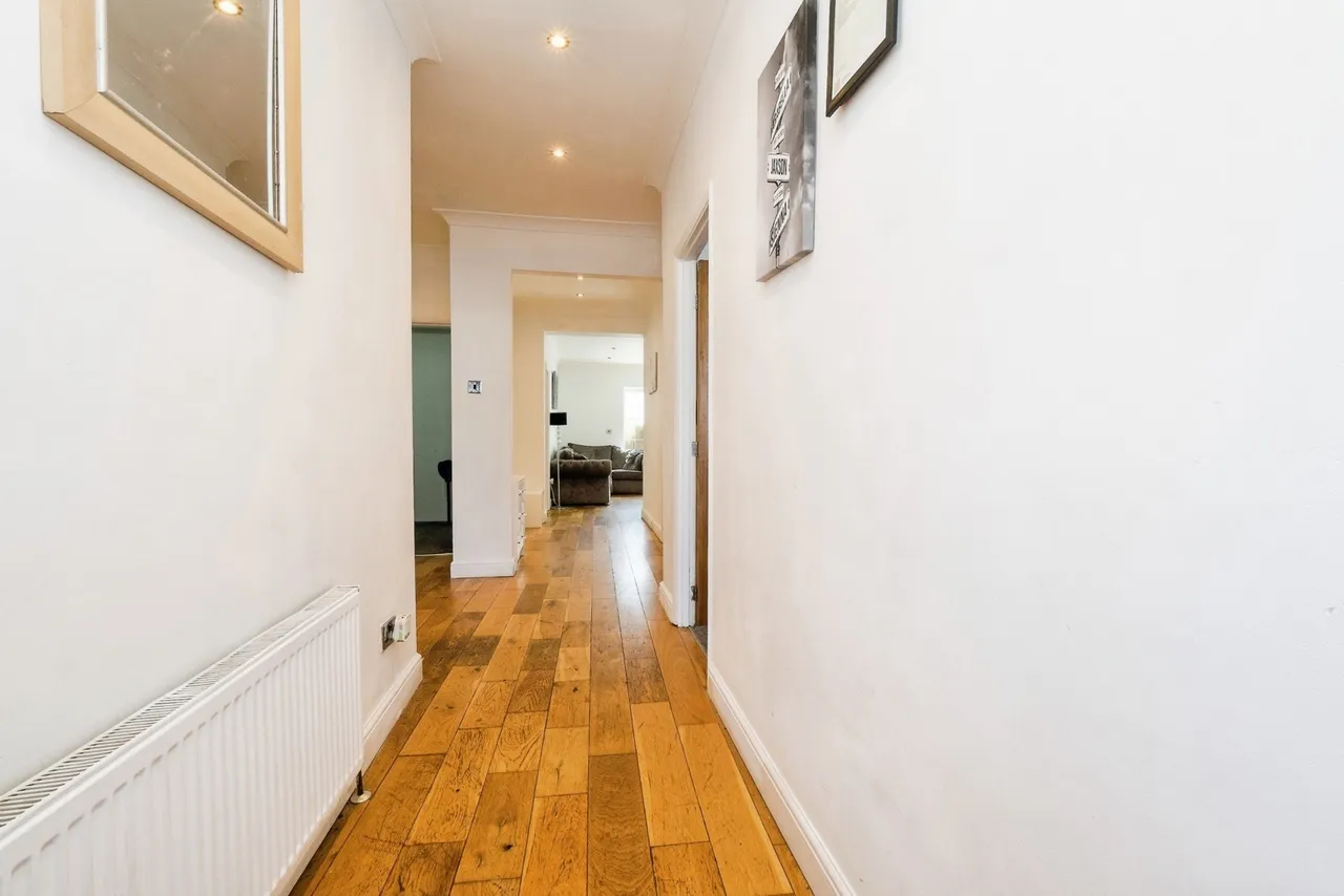 Cranham Road, Hornchurch, Essex, RM11, photo 32