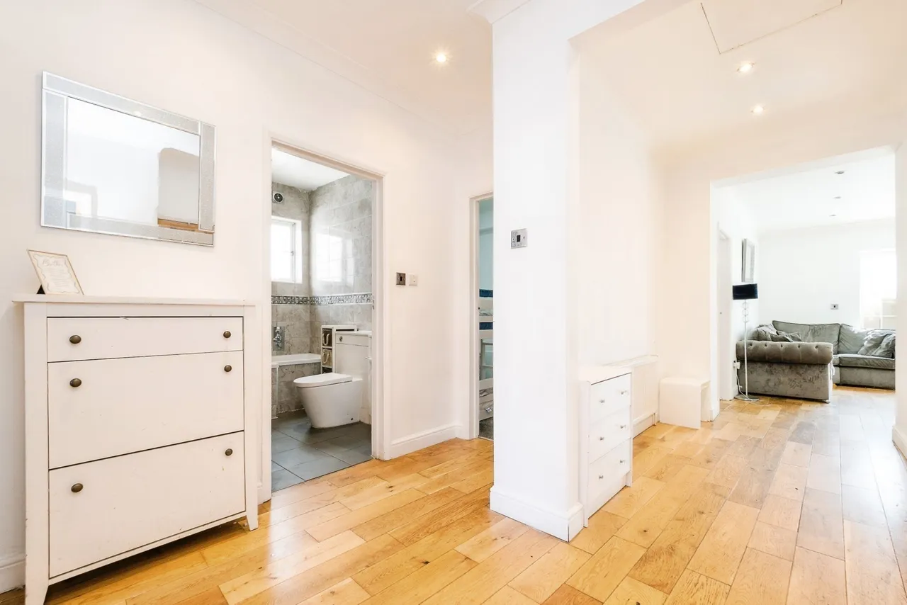 Cranham Road, Hornchurch, Essex, RM11, photo 11