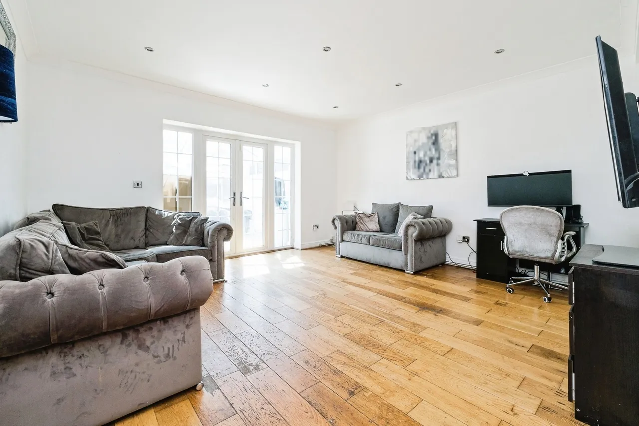 Cranham Road, Hornchurch, Essex, RM11, photo 13