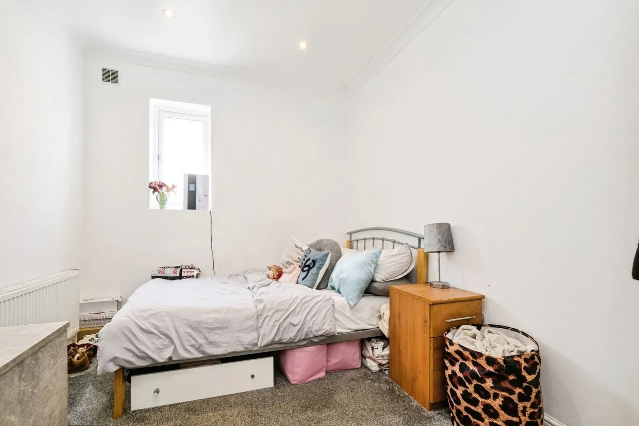 Cranham Road, Hornchurch, Essex, RM11, photo 16