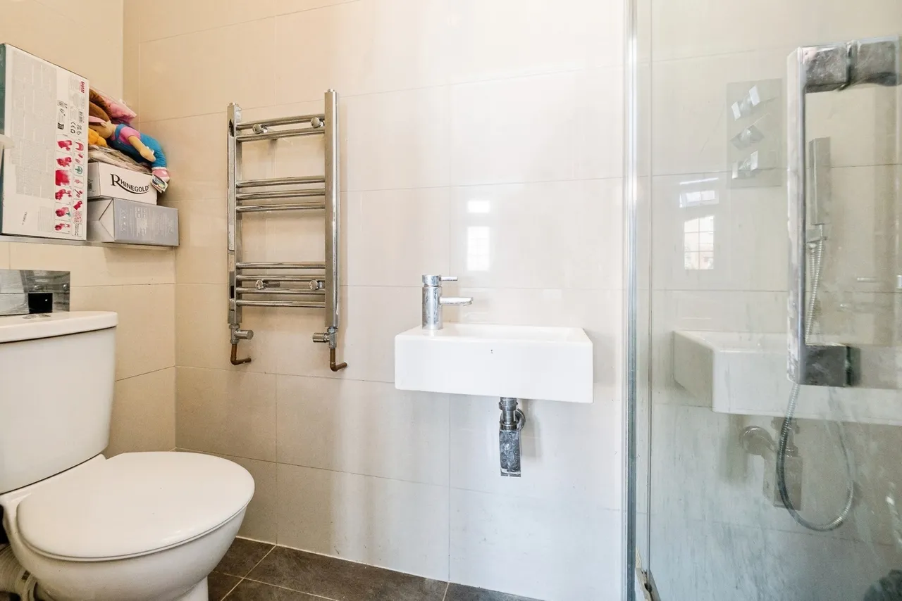 Cranham Road, Hornchurch, Essex, RM11, photo 9