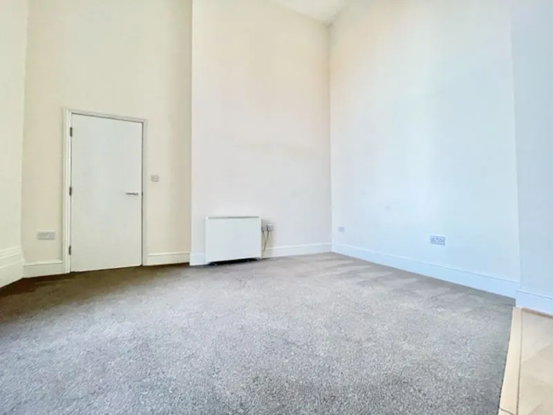 Englands Lane, London NW3 4UE, photo 3