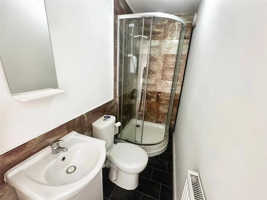 Alpine Court, Kenilworth, CV8, photo 11