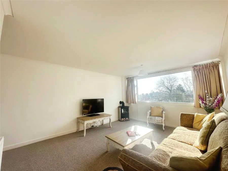 Alpine Court, Kenilworth, CV8, photo 5
