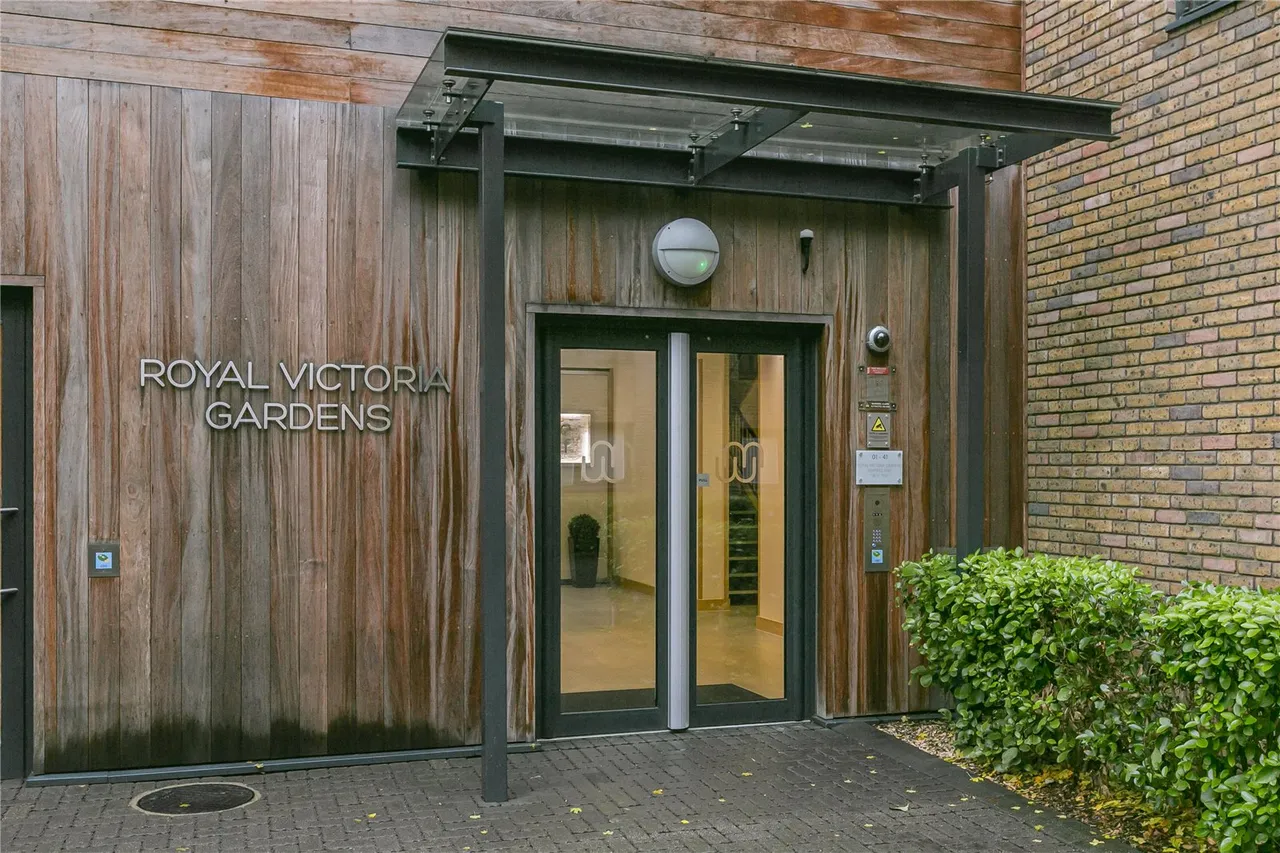 Whiting Way, London, SE16, photo 13
