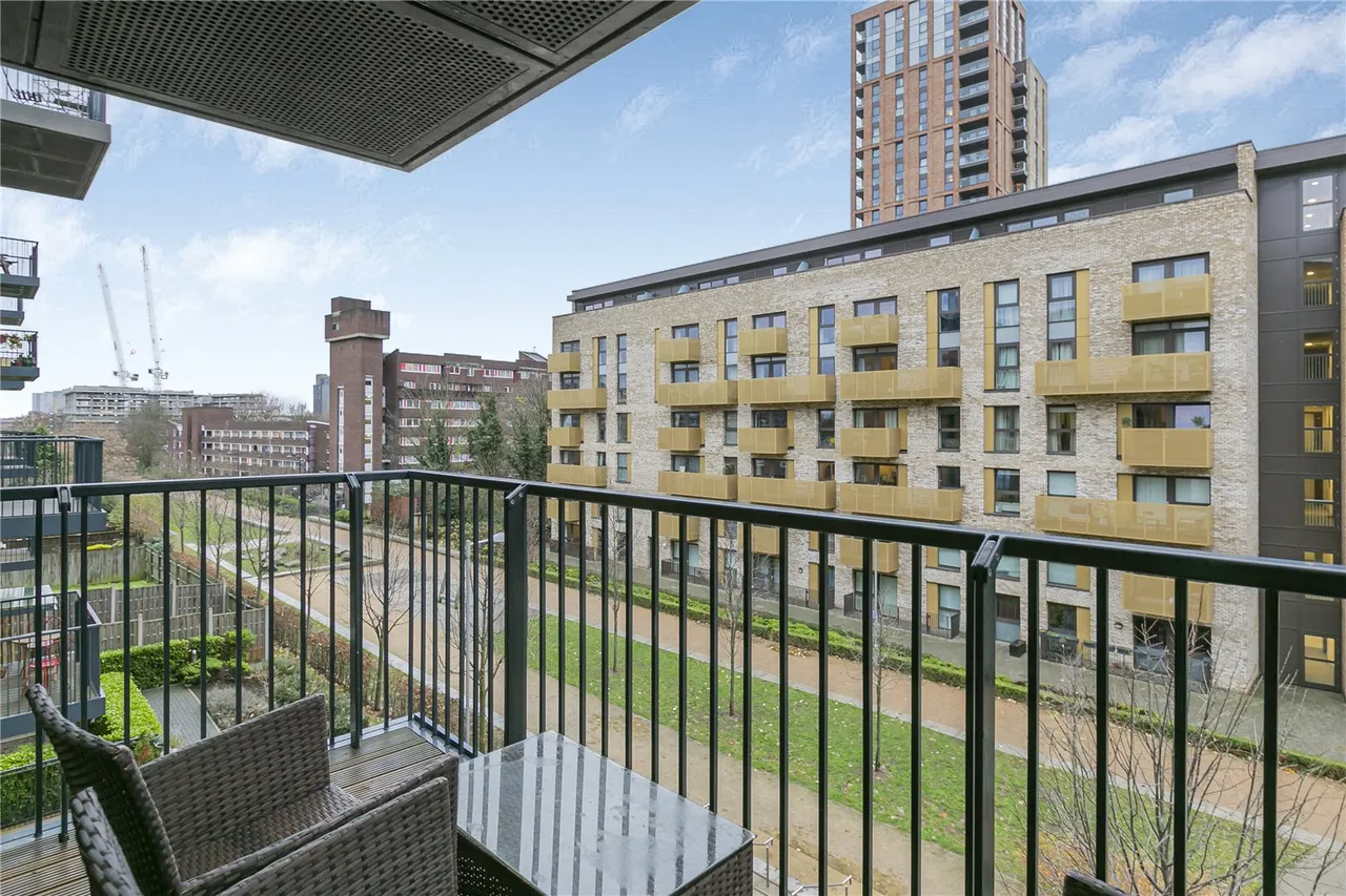 Whiting Way, London, SE16, photo 5