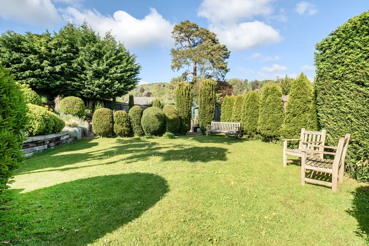 Cossack Square, Nailsworth, GL6, photo 3