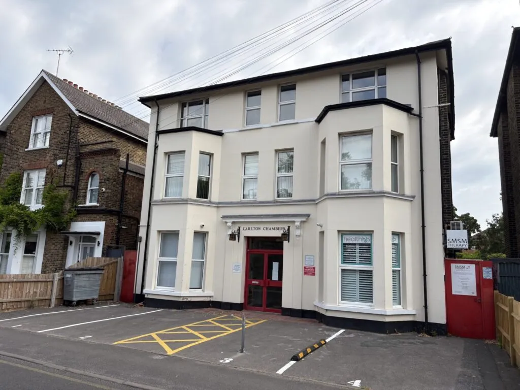 property to rent — Station Road - Shortlands - Kent - BR2