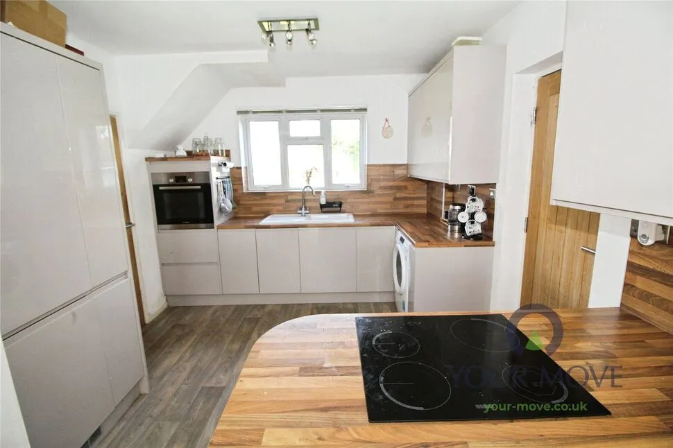 Lanchester Close, Clapham, MK41, photo 13