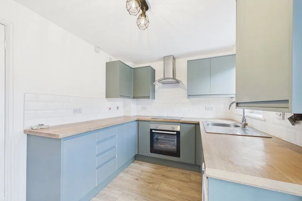 Ash Tree Grove, Leeds, West Yorkshire, LS14, photo 4
