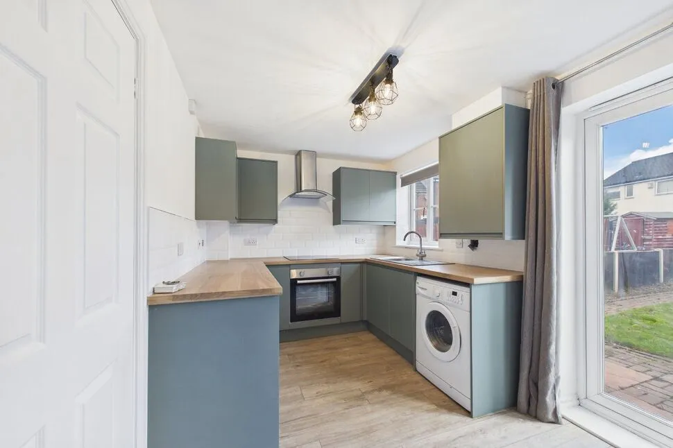 Ash Tree Grove, Leeds, West Yorkshire, LS14, photo 2