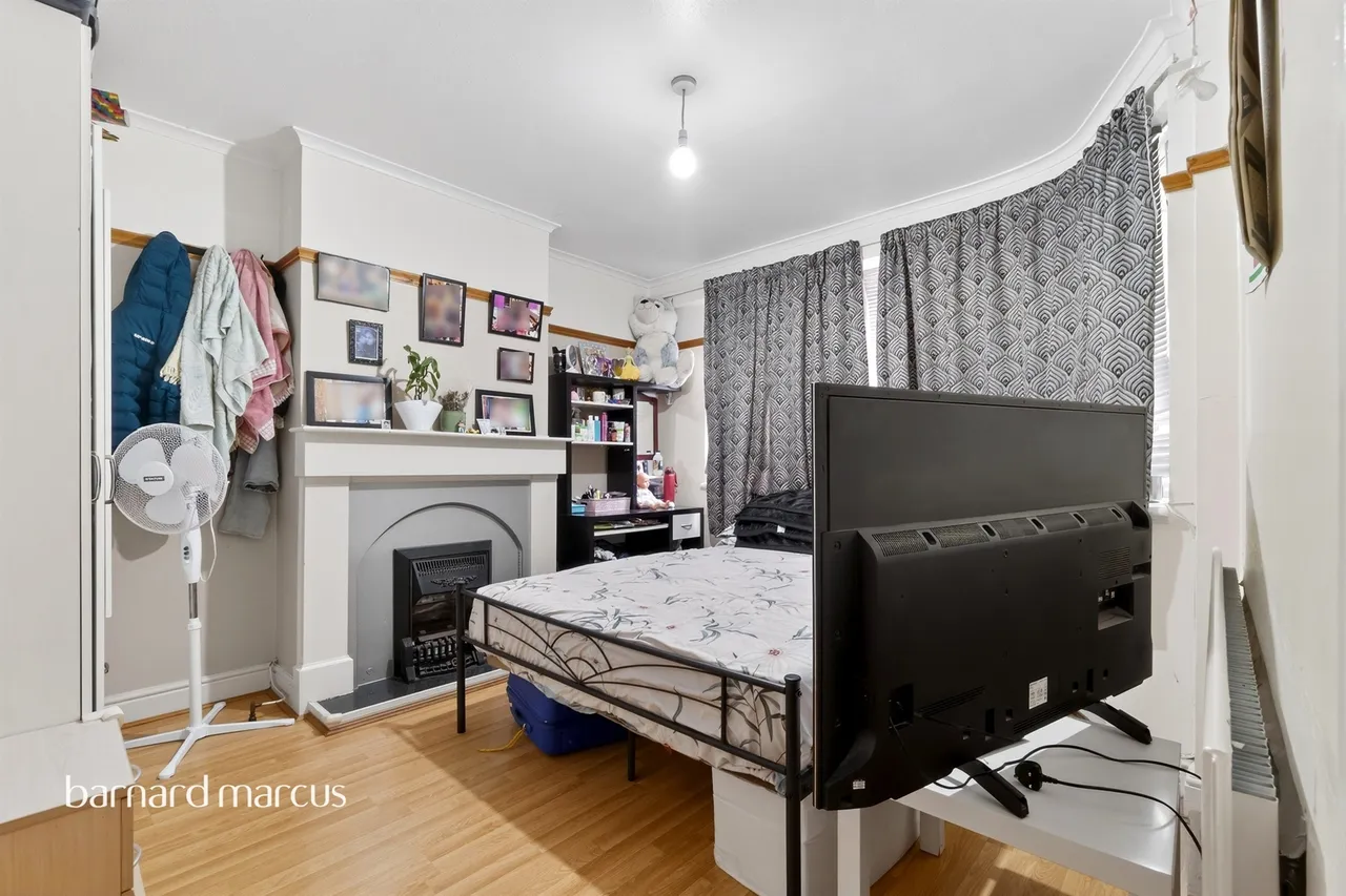 London Road, Mitcham, CR4, photo 8