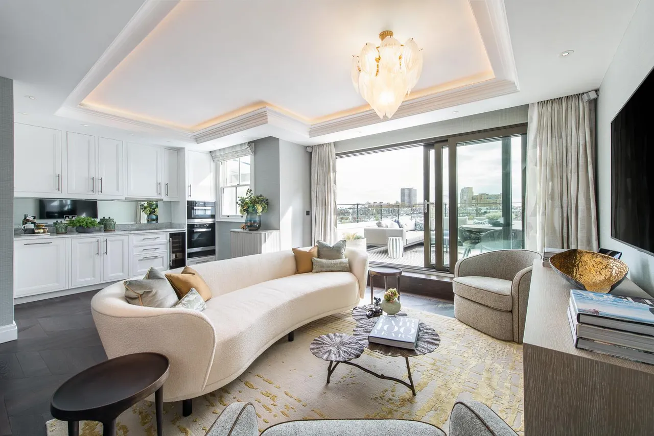2 bed flat to rent — Prince Of Wales Terrace, Kensington, London, W8 5PQ