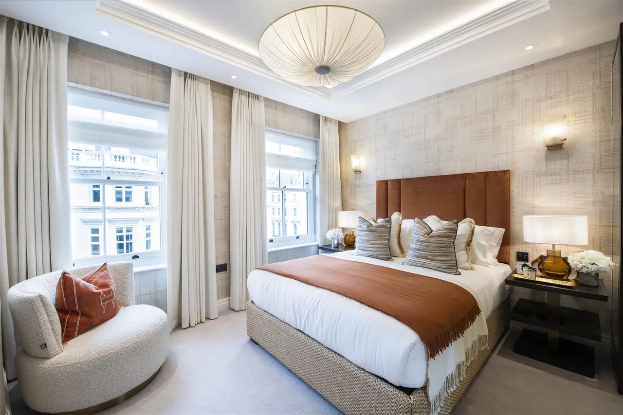 Prince Of Wales Terrace, Kensington, London, W8 5PQ, photo 5