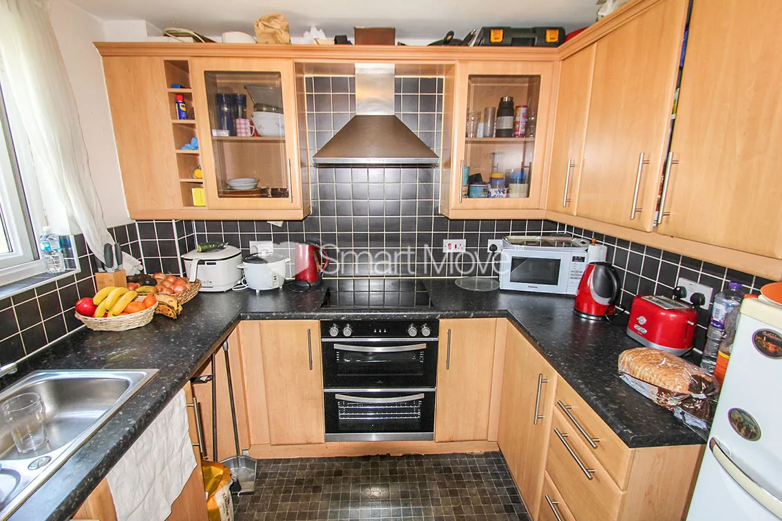 Enstone Road, Enfield, EN3, photo 2