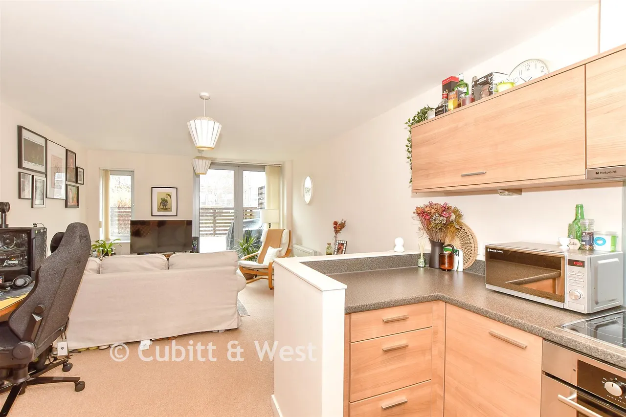 Admiralty Road, Portsmouth, PO1, photo 4