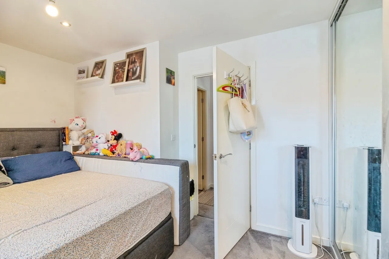 Burney Drive, Eagle Farm South, Milton Keynes, Buckinghamshire, MK17, photo 14