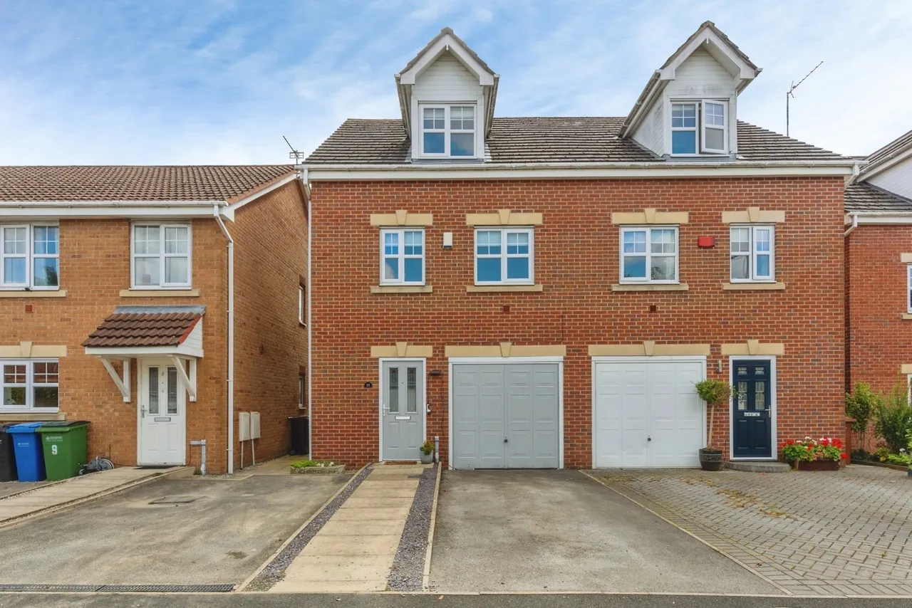 3 bed house for sale — Scholars Drive, Stockport, Greater Manchester, SK3
