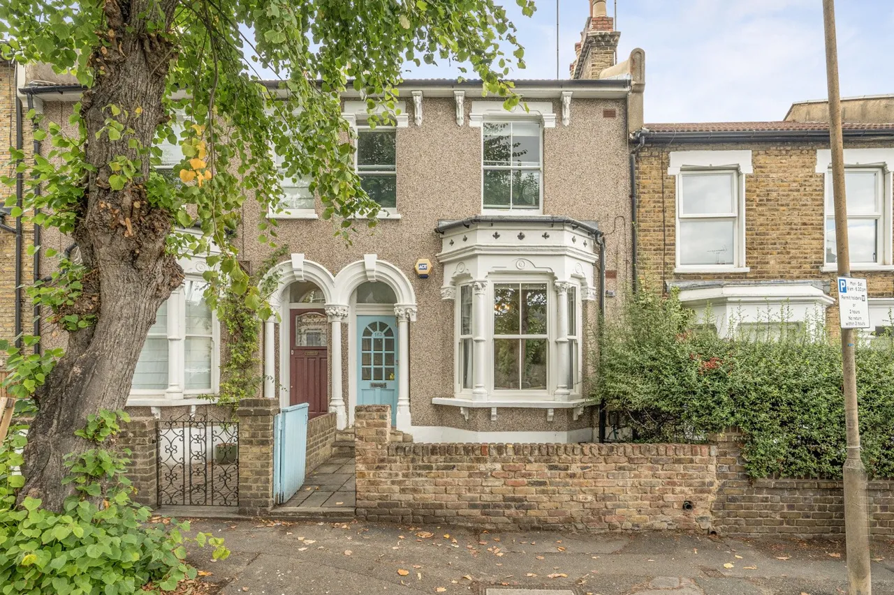 3 bed flat for sale — Humber Road, SE3