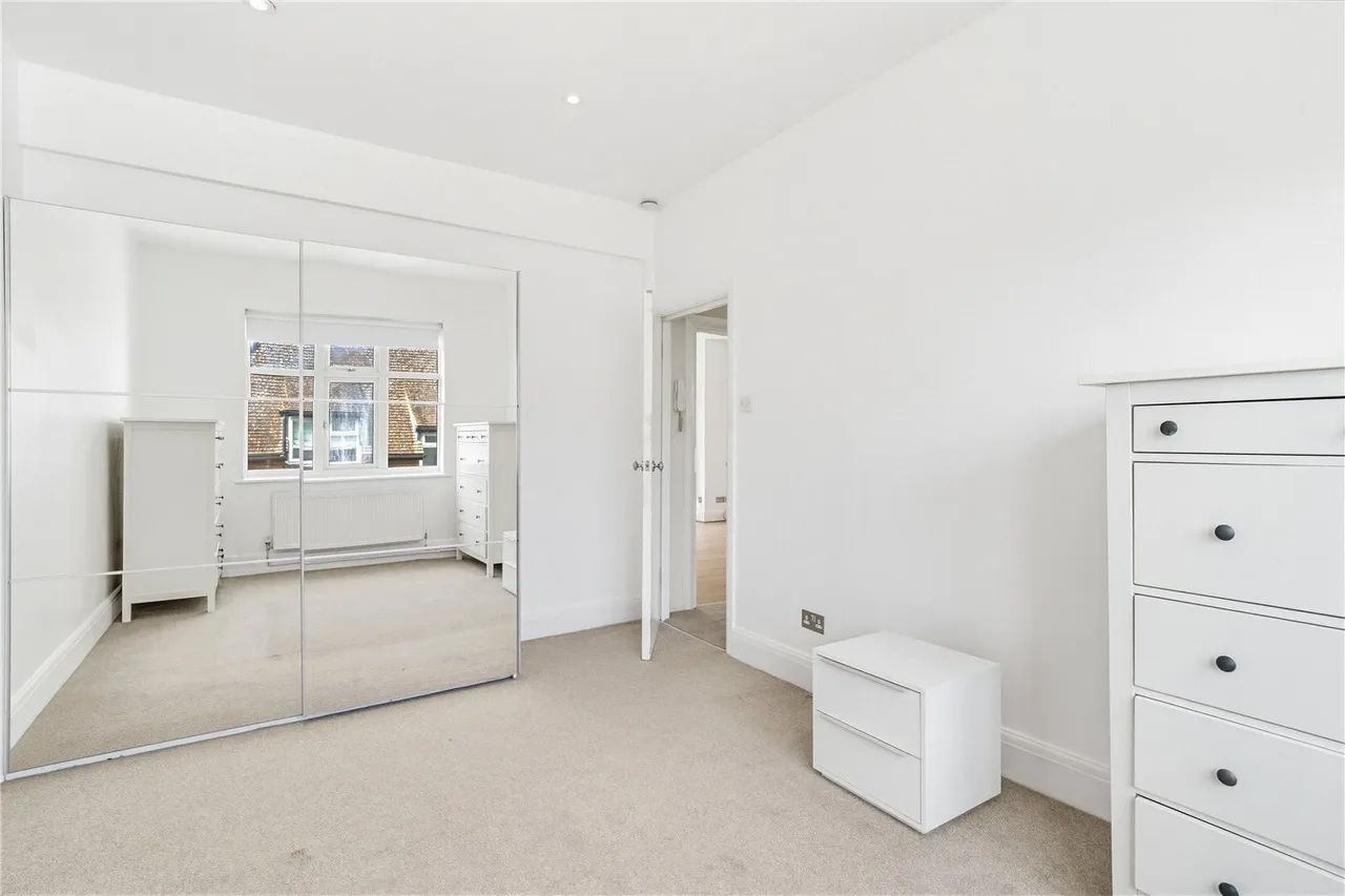 St. James's Drive, London, SW17, photo 5