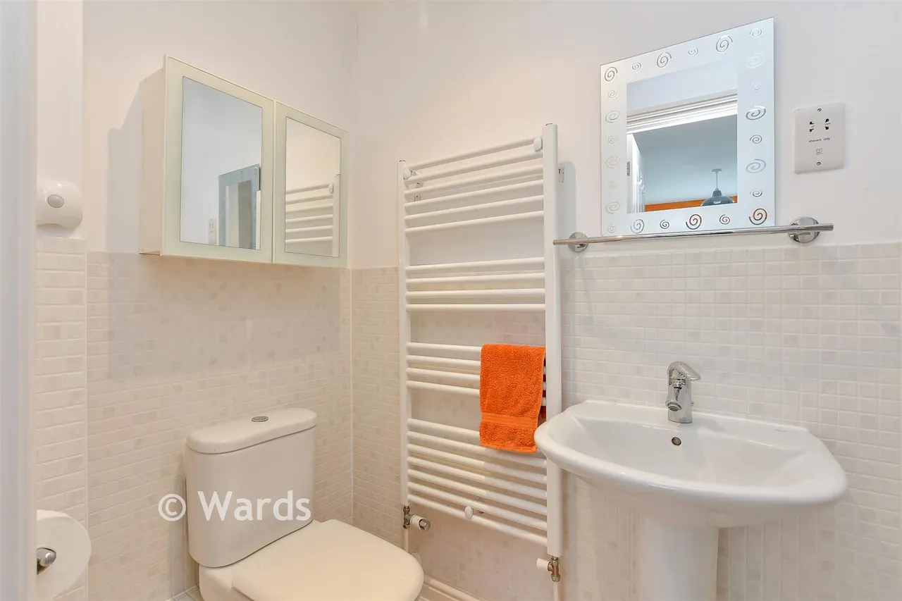 Finch Close, Faversham, ME13, photo 9