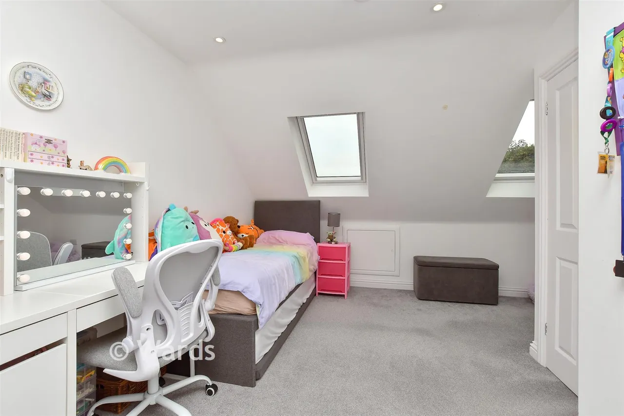 Finch Close, Faversham, ME13, photo 6