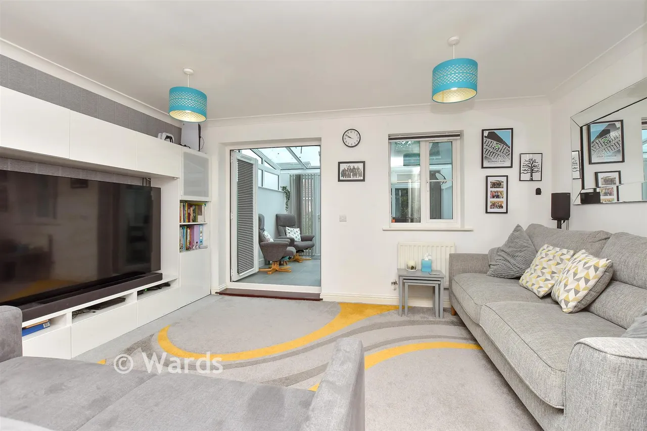 Finch Close, Faversham, ME13, photo 4