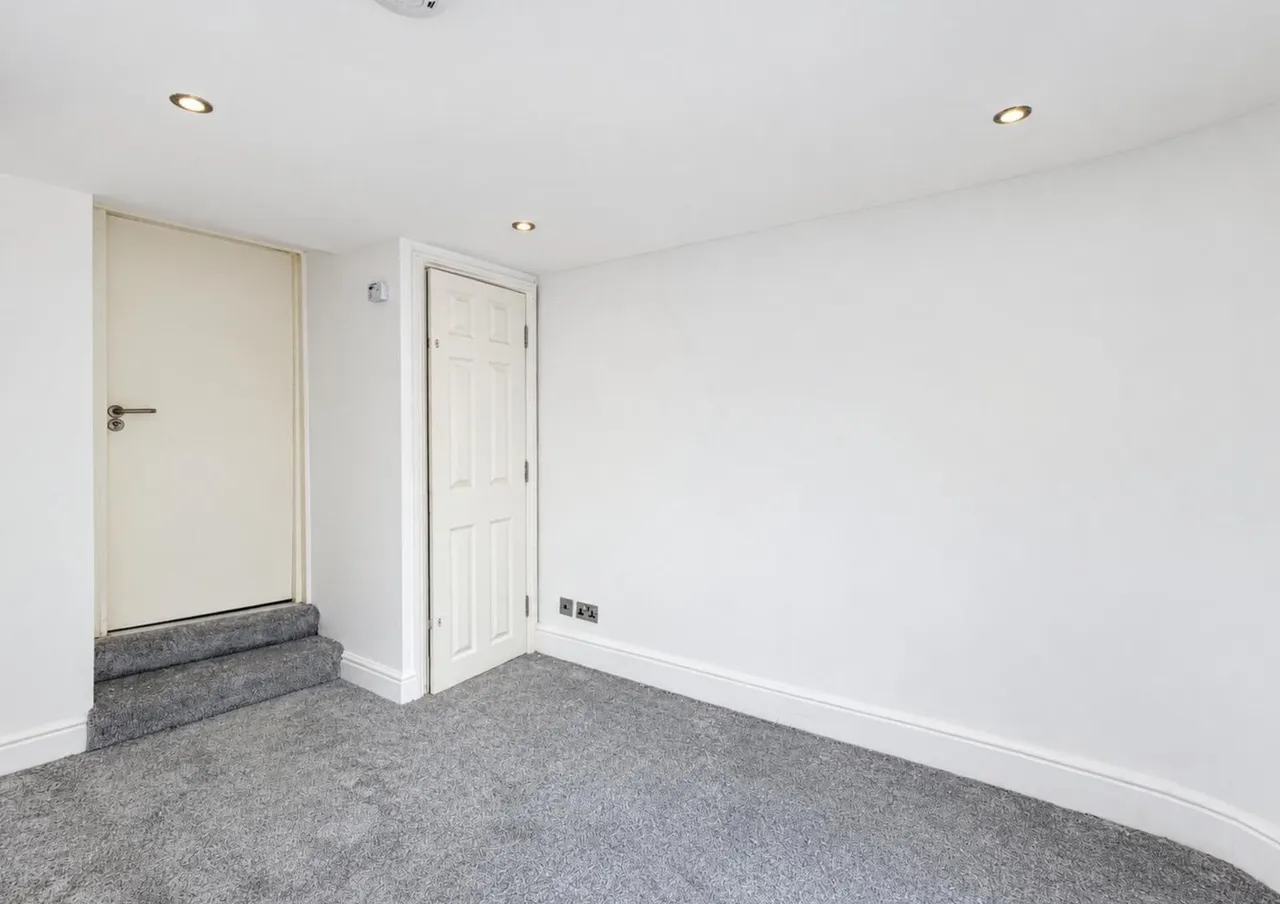 North Parade, Frome, BA11, photo 6