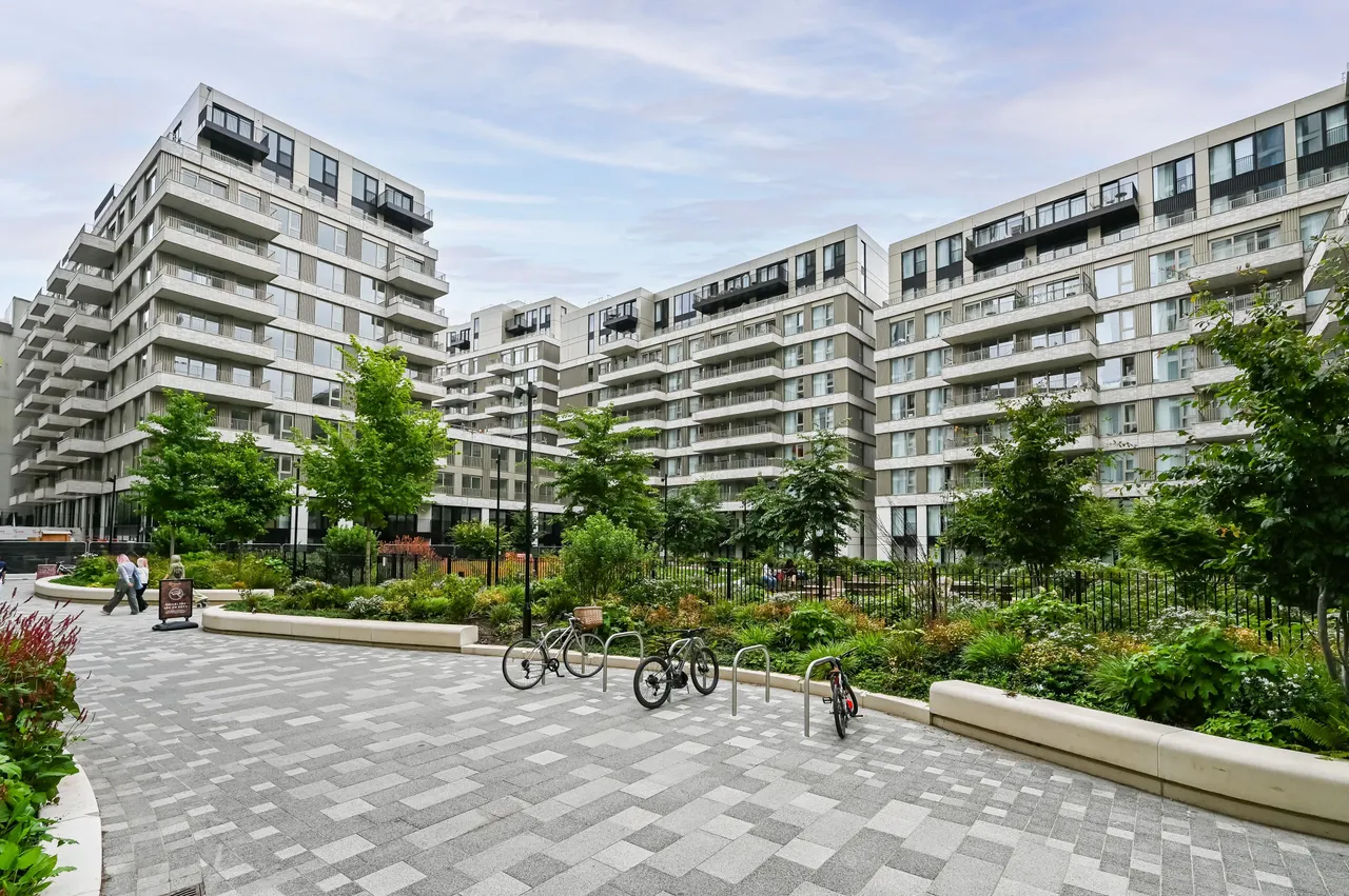 London, E20, photo 19