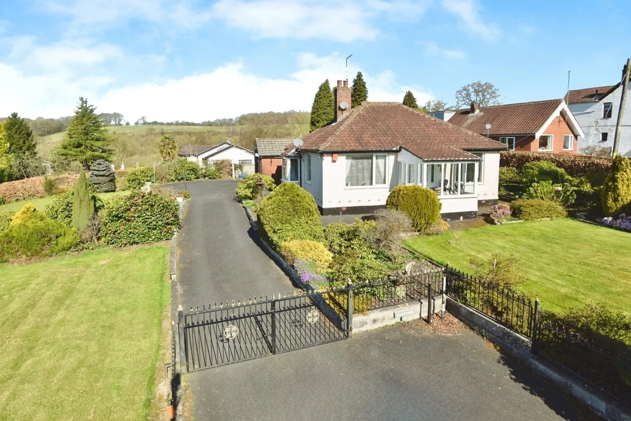 2 bed house for sale — Pepper Street, Keele, Newcastle, Staffordshire, ST5