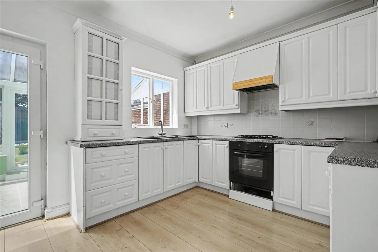 Mikado Road, Sawley, NG10, photo 6