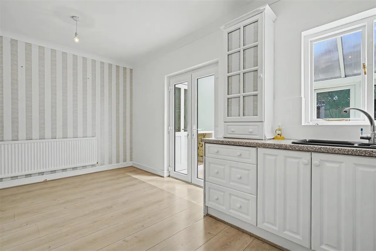 Mikado Road, Sawley, NG10, photo 7