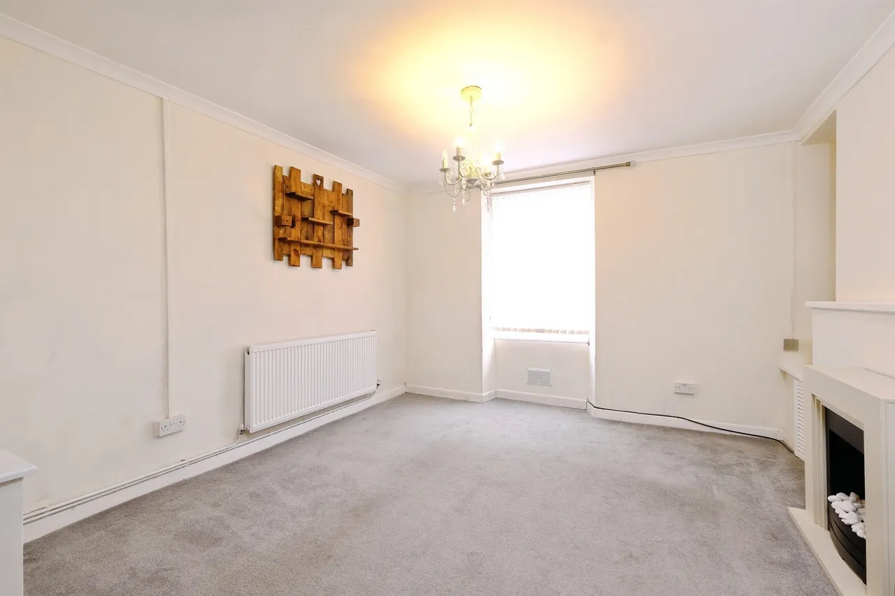 Kimberley Terrace, Tredegar, NP22, photo 2