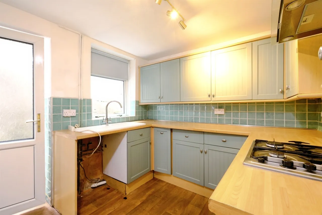 Kimberley Terrace, Tredegar, NP22, photo 11