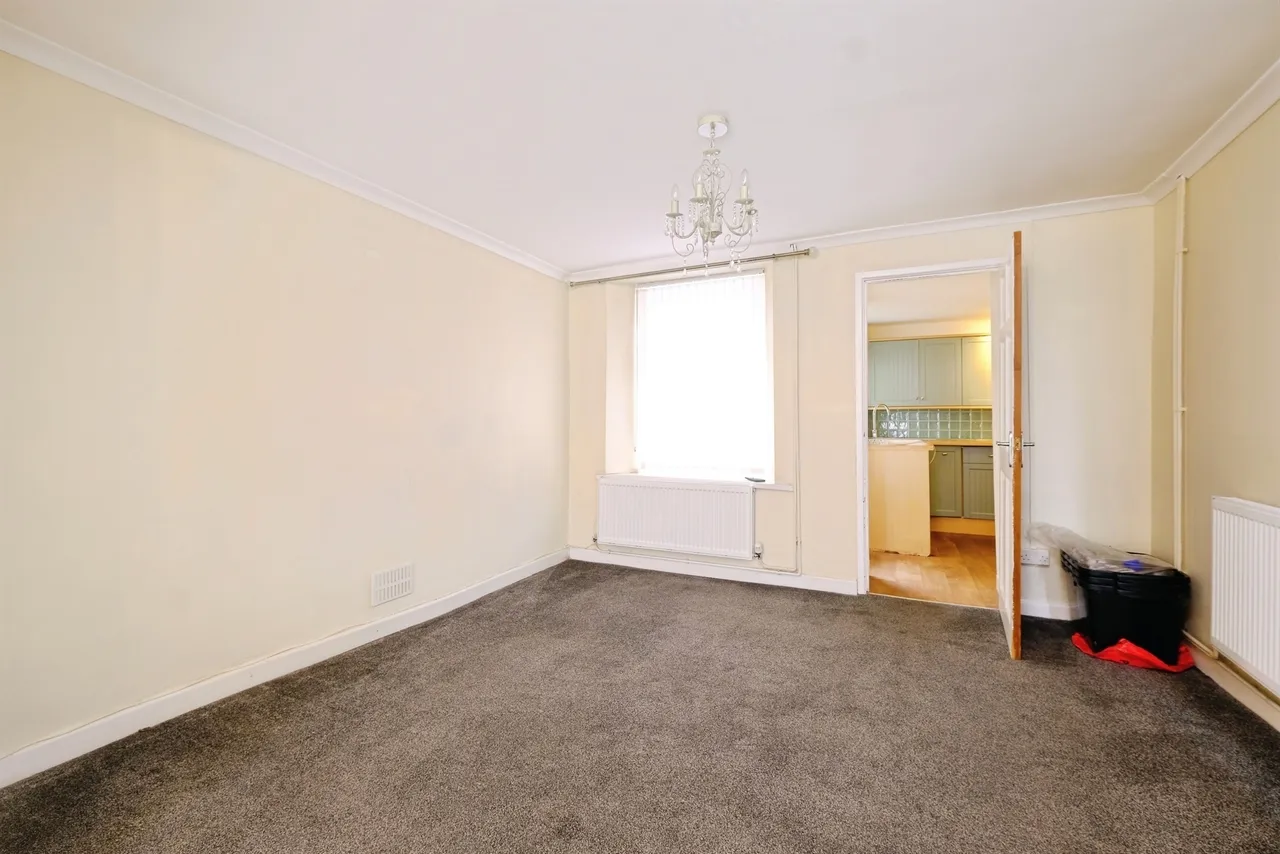 Kimberley Terrace, Tredegar, NP22, photo 16